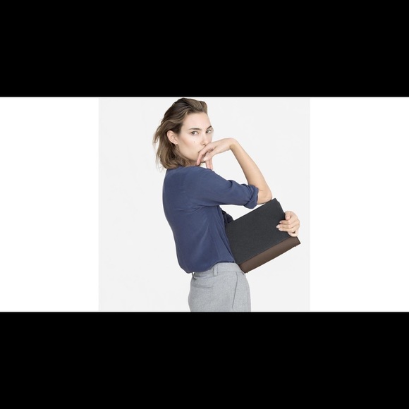 Everlane Petra Crossbody Bag - Picture 2 of 10